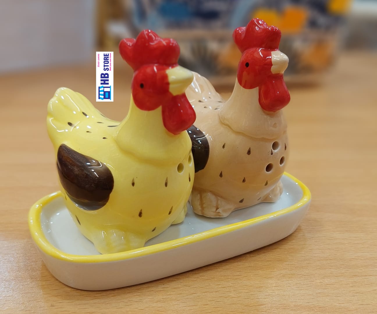 Ceramic Material Chicken Style Salt Pepper Set