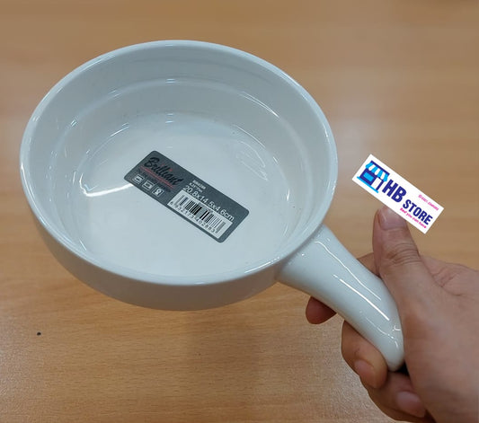 Ceramic Bake Dish with Easy-Grip Handle – Classic Kitchen Essential