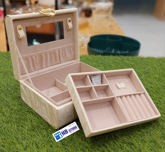 Sleek & Smart Jewellery Case