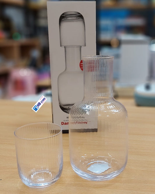 Sizikato 25 Oz Vertical Stripes Clear Glass Bedside Night Water Carafe with Tumbler Glass.