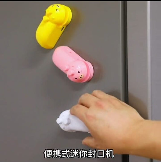 Rechargeable Handheld Mini Bag Sealer – Cute Animal Design