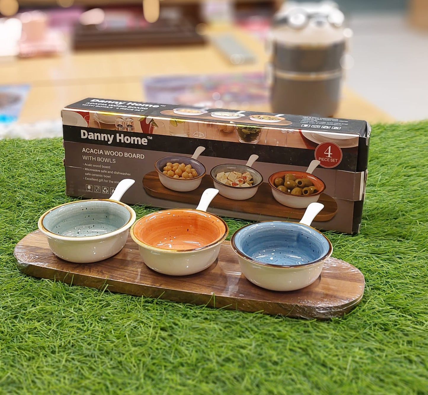 Danny Home 4-Piece Acacia Wood Serving Boards with Colorful Ceramic Dipping Bowls
