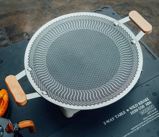 Honeycomb Laser Tawa With Wooden Handle