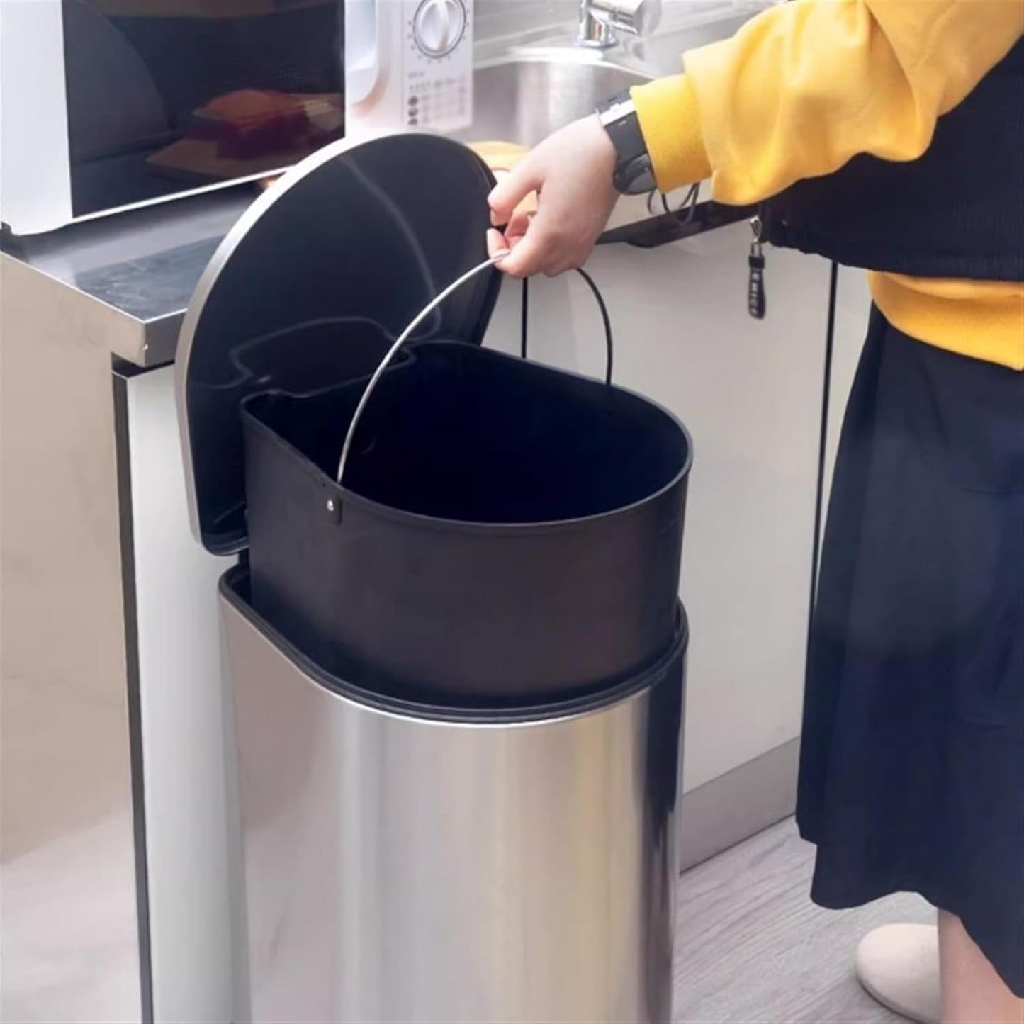 12L Trash Can Fingerprint Resistant Stainless Steel