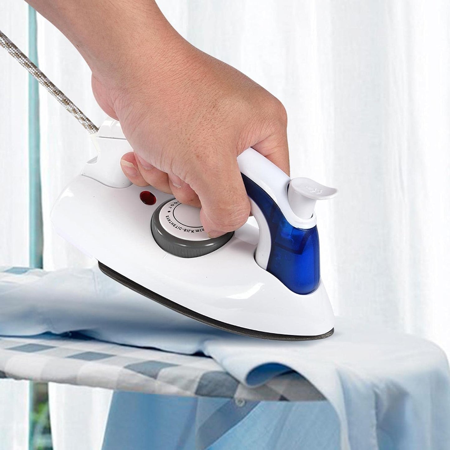 Fordable Travel Iron