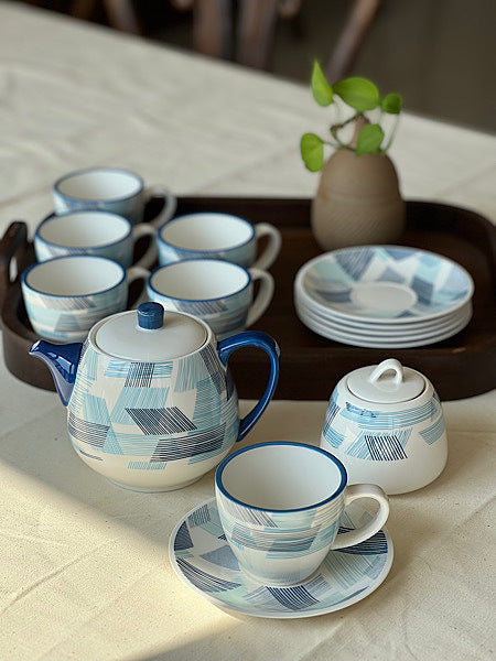 Geometric design tea set