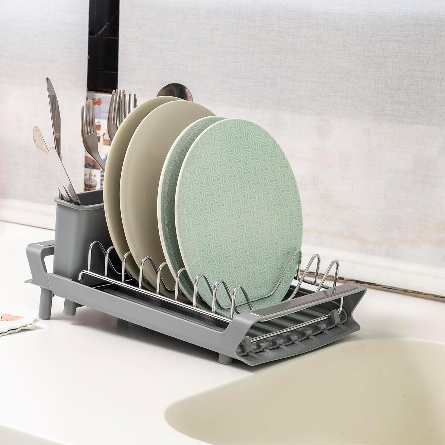 Kitchen Expendable Drainer