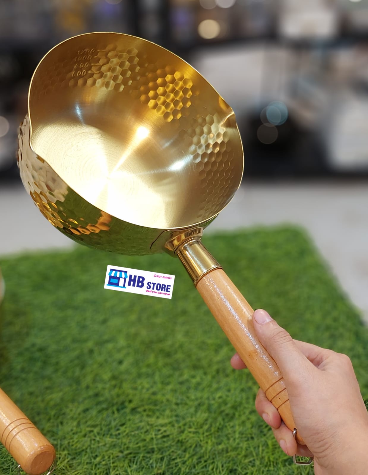 The Hand-Hammered Gold pan