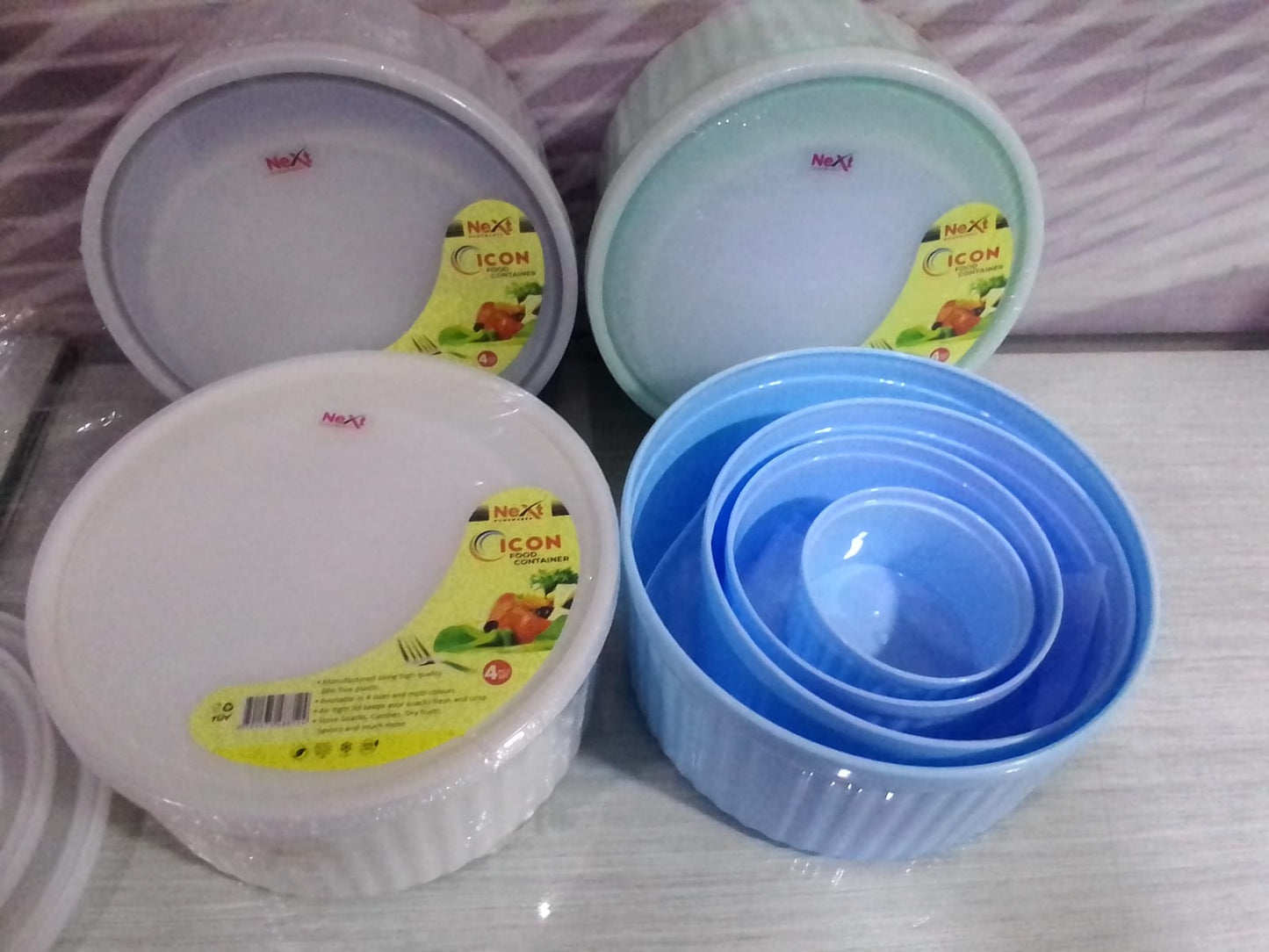 4Pcs Plastic Bowl Set With Lid