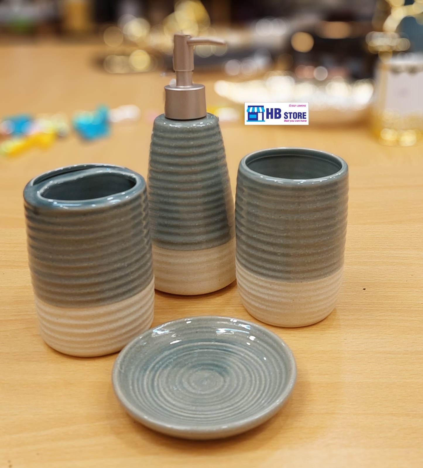 4-Piece Textured Ceramic Bathroom Accessory Set