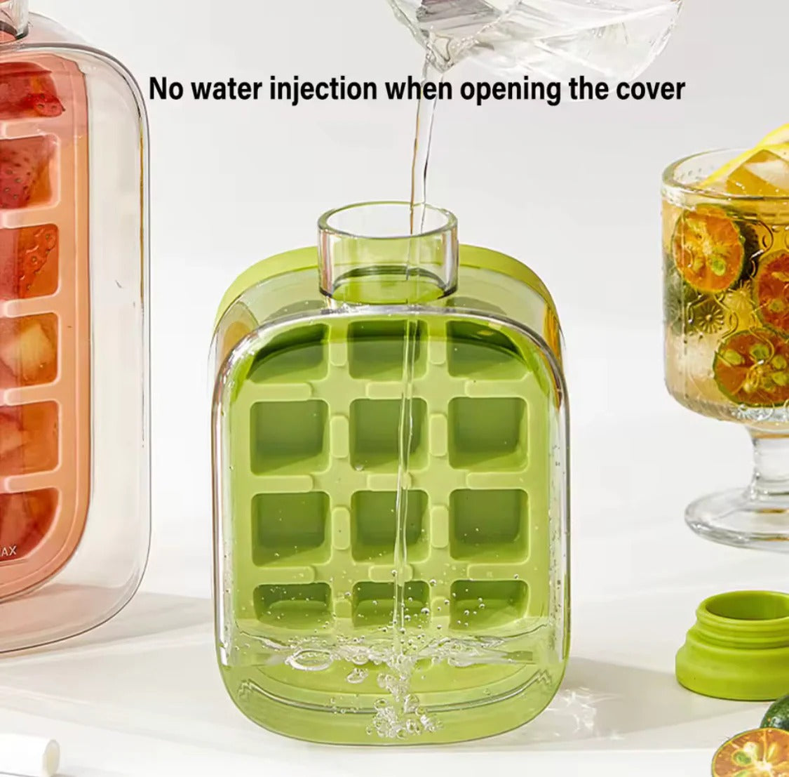 2in1 Ice Cube Box Bottle (Random Color)