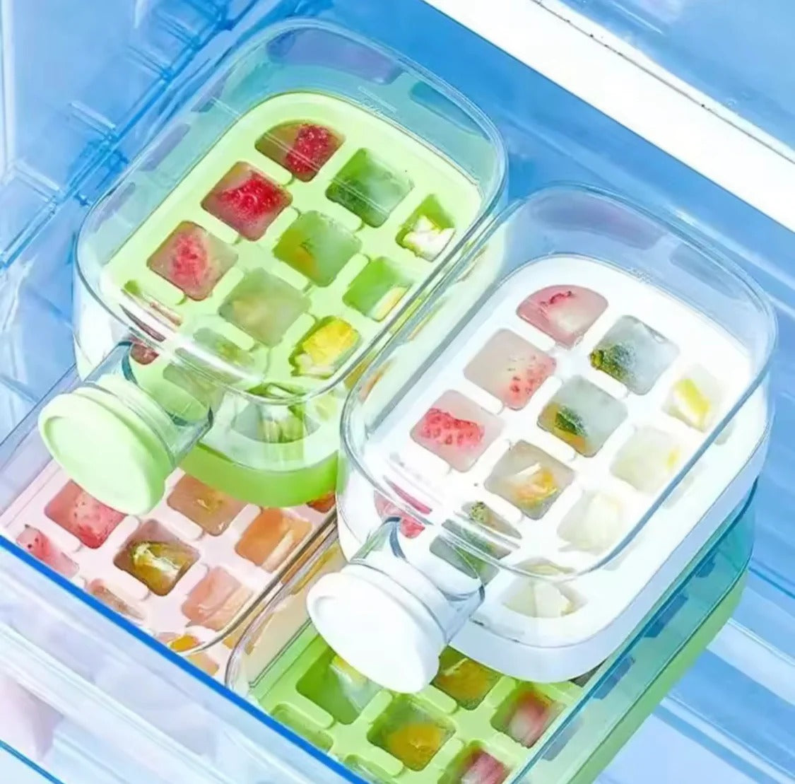 2in1 Ice Cube Box Bottle (Random Color)