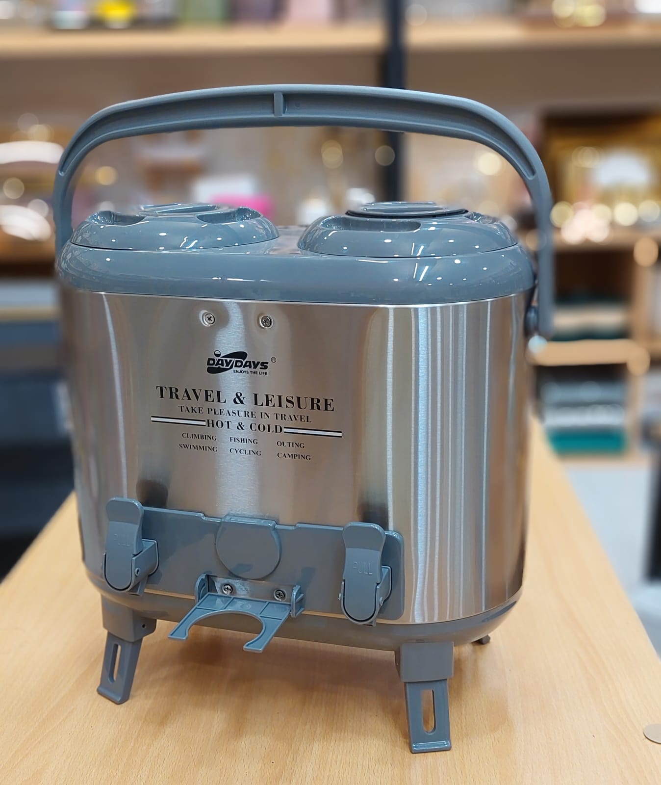 Day Days Double Compartment Insulated Cooler