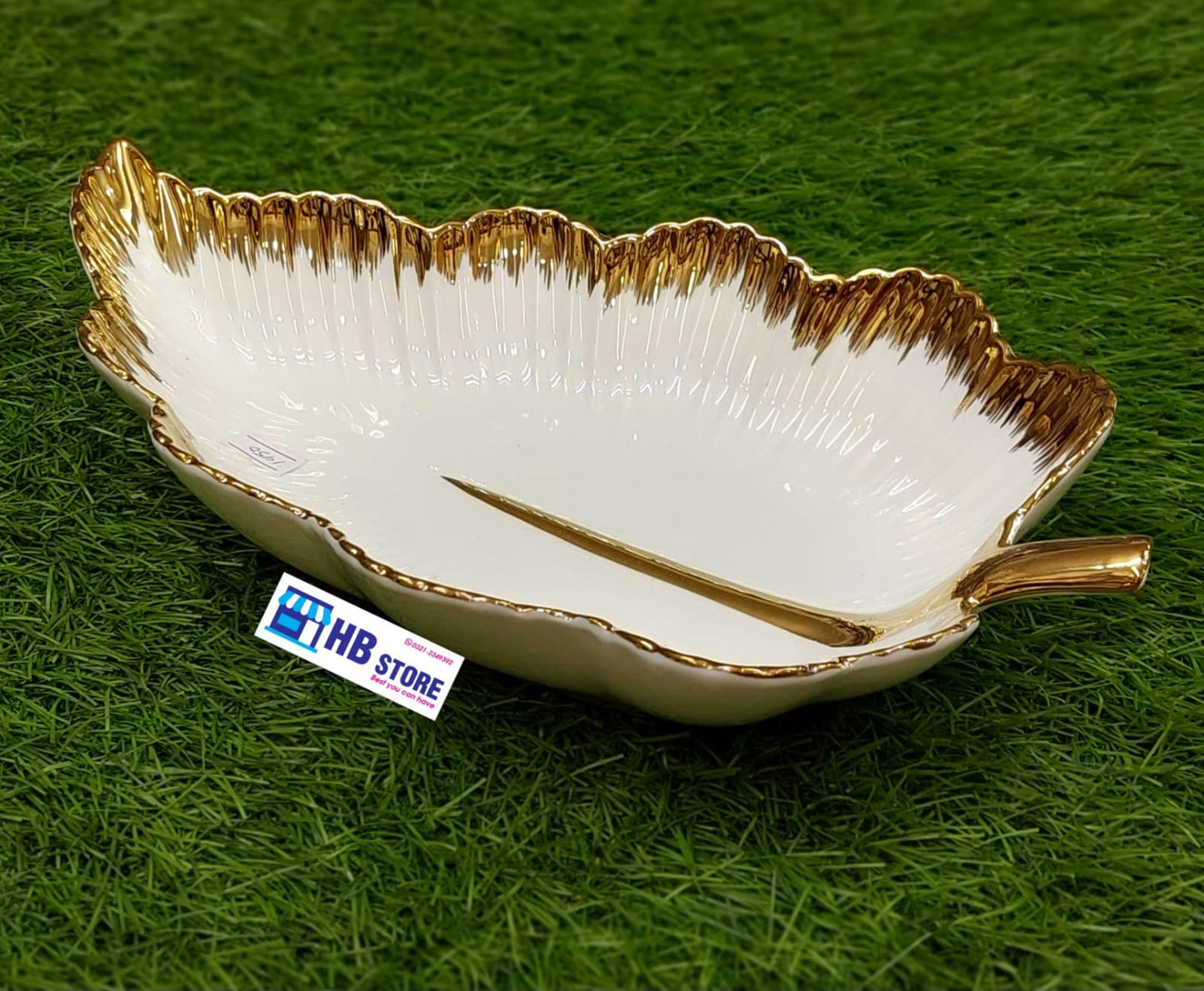 Elegant Ceramic Leaf Dish