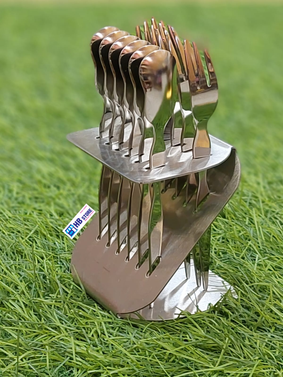 Modern Tableware: Gold & Silver Fork Sets